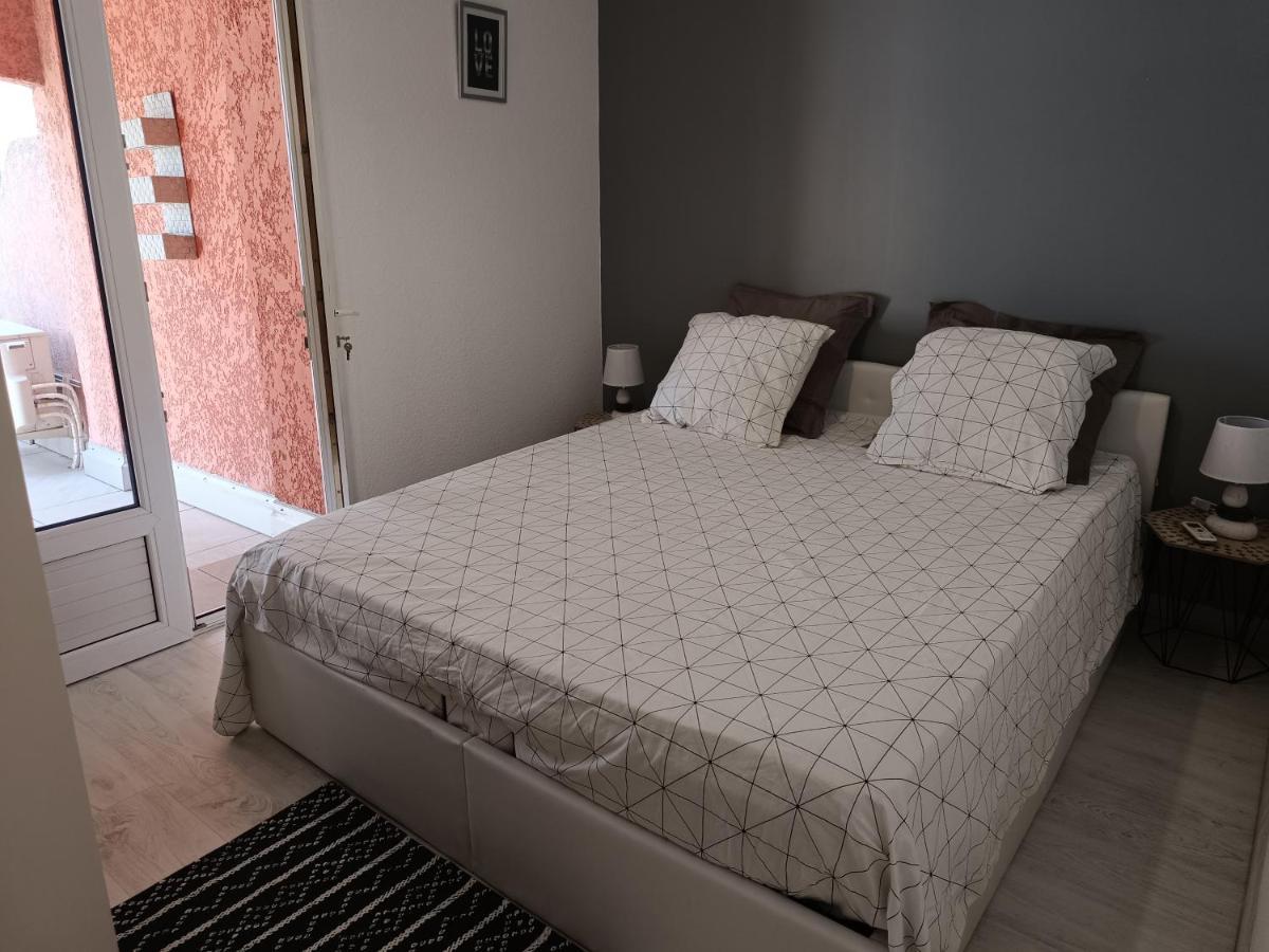 Appartement A 50 Metres De La Plage Fréjus エクステリア 写真